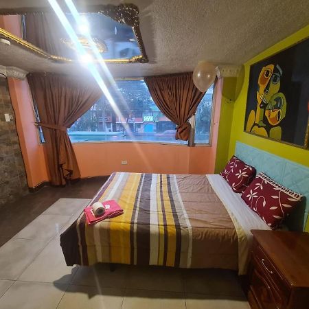 Отель Hostal Miguel Angel Кито Номер фото