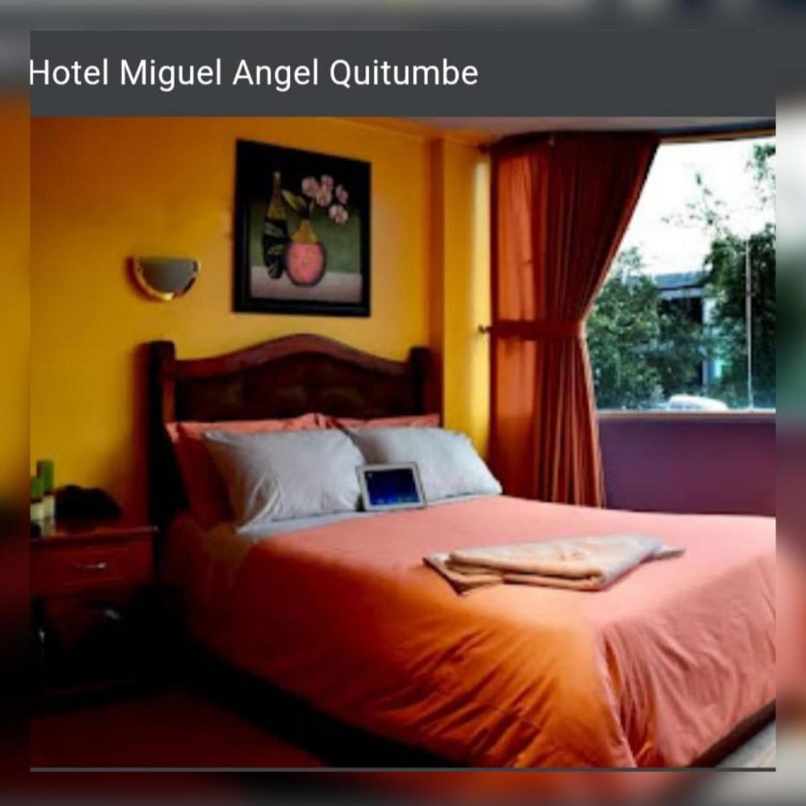 Отель Hostal Miguel Angel Кито Экстерьер фото